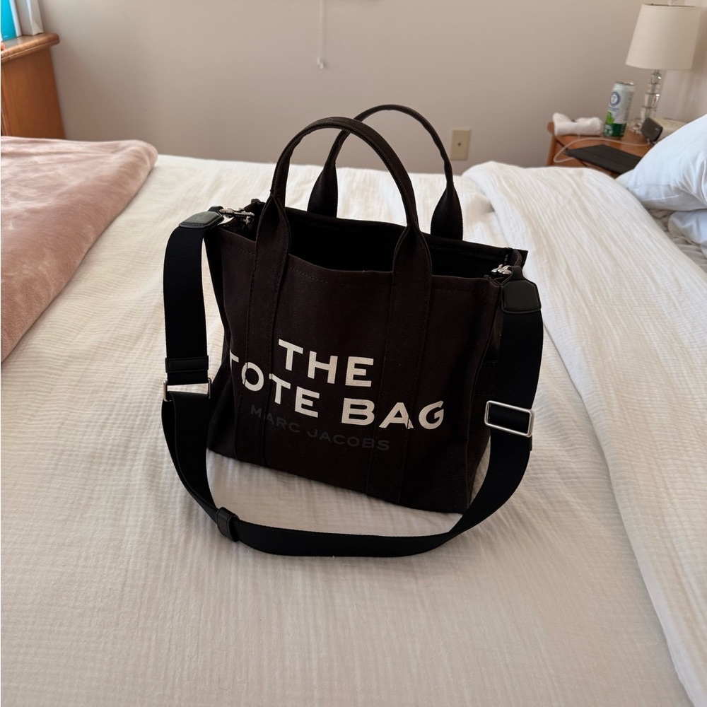 Marc Jacobs Medium Tote Bag - Picture 7 of 7